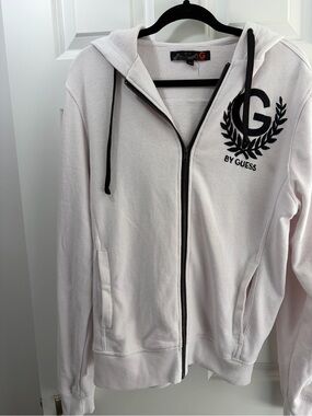 Vintage Guess Women's White Zip Up Hoodie with Black Guess Logo